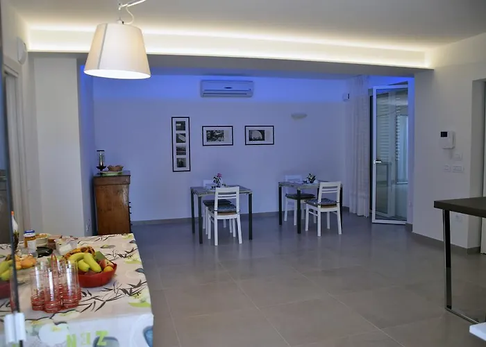 Erika 圣贝内代托-德尔特龙托