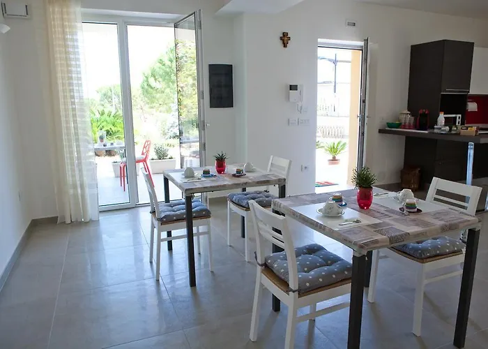 Erika 住宿加早餐酒店 圣贝内代托-德尔特龙托